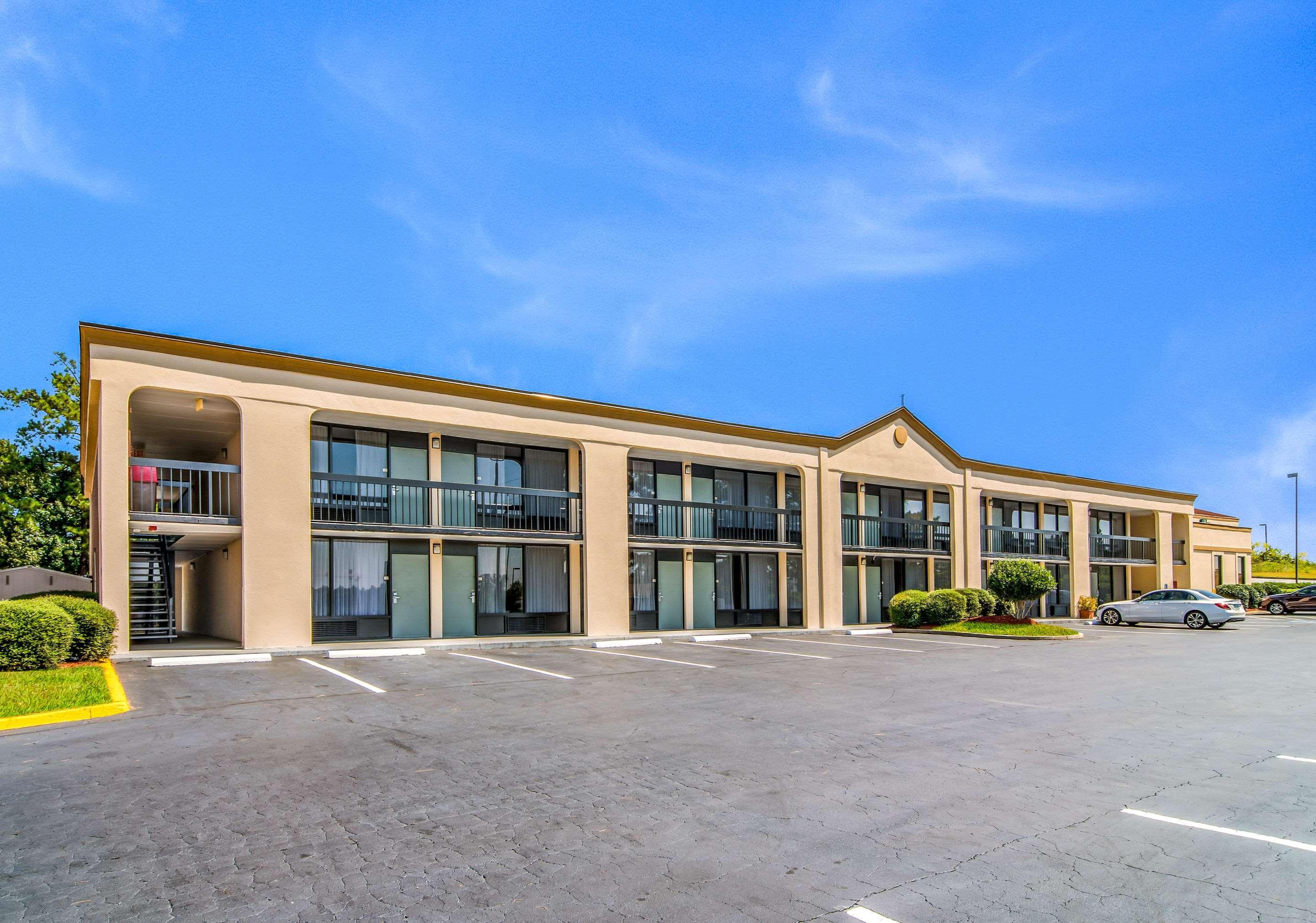 Quality Inn Suwanee I-85 Экстерьер фото