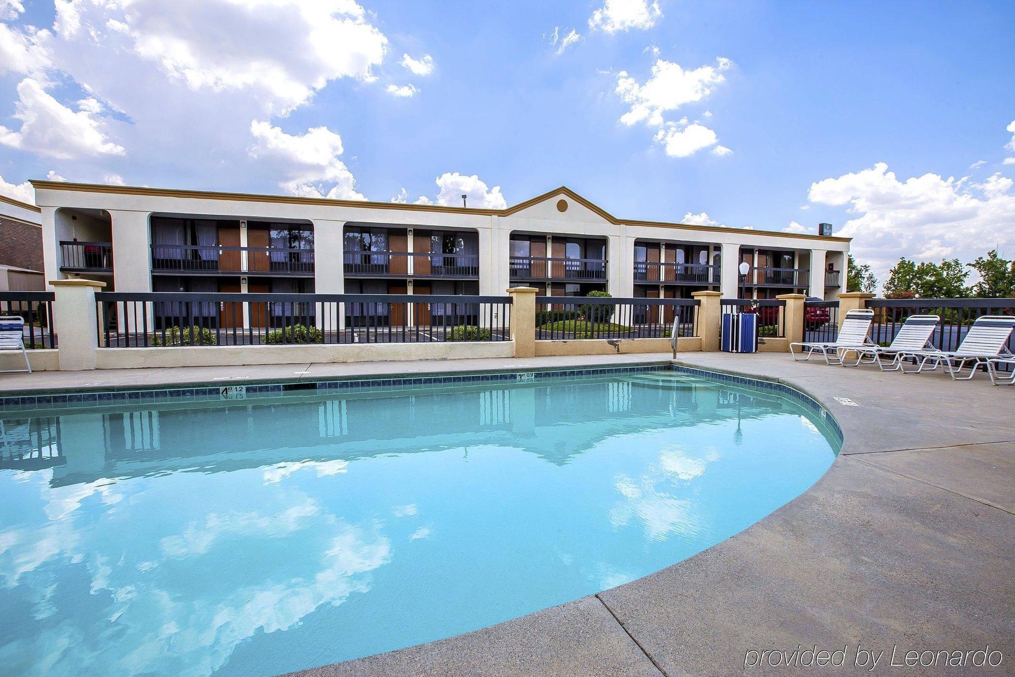 Quality Inn Suwanee I-85 Экстерьер фото