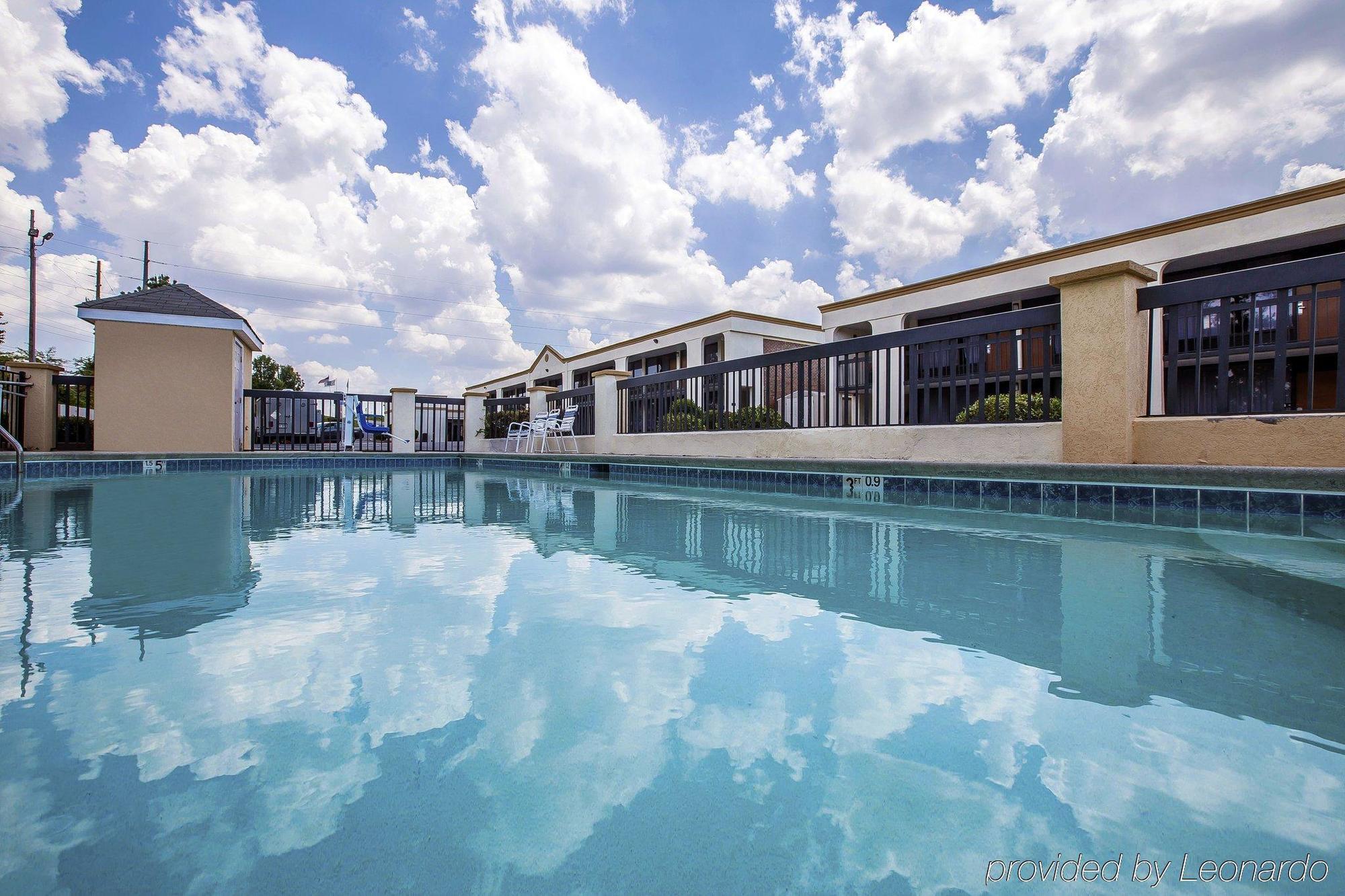 Quality Inn Suwanee I-85 Экстерьер фото