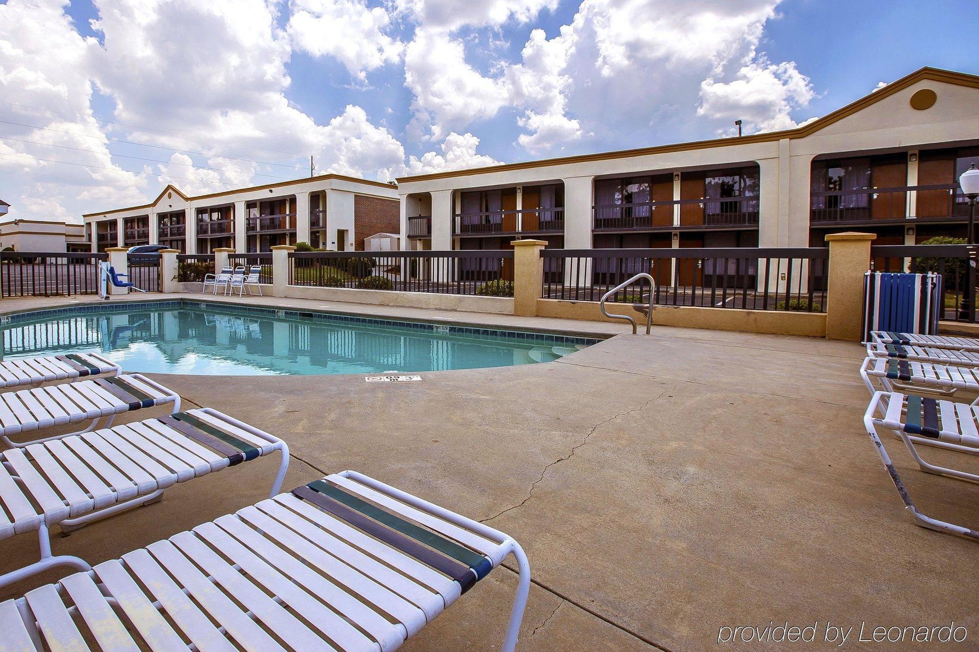 Quality Inn Suwanee I-85 Экстерьер фото