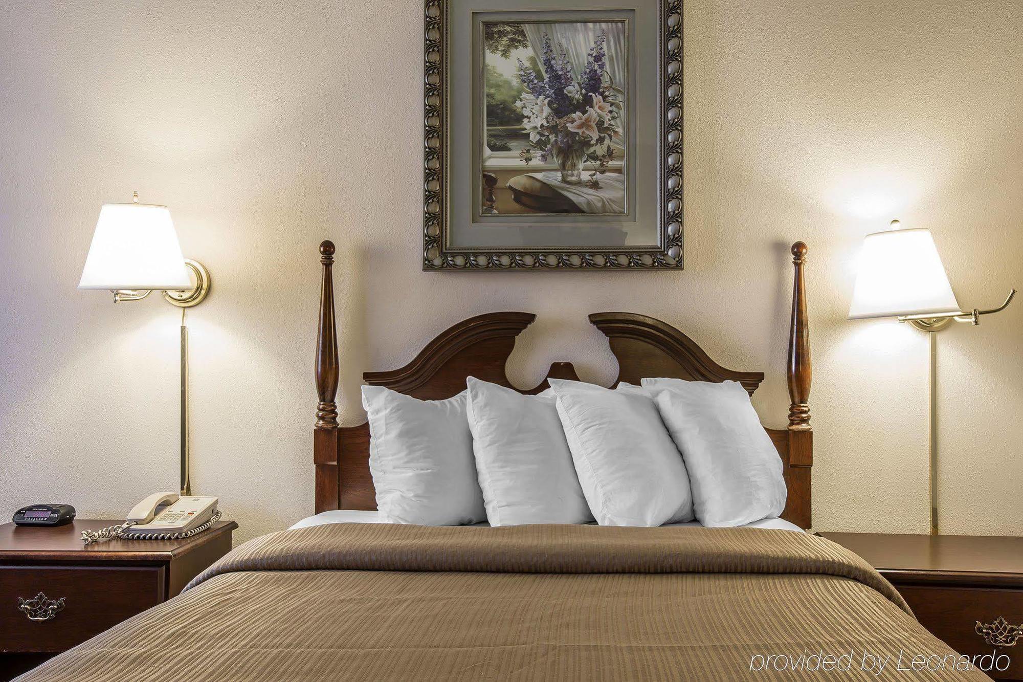 Quality Inn Suwanee I-85 Экстерьер фото