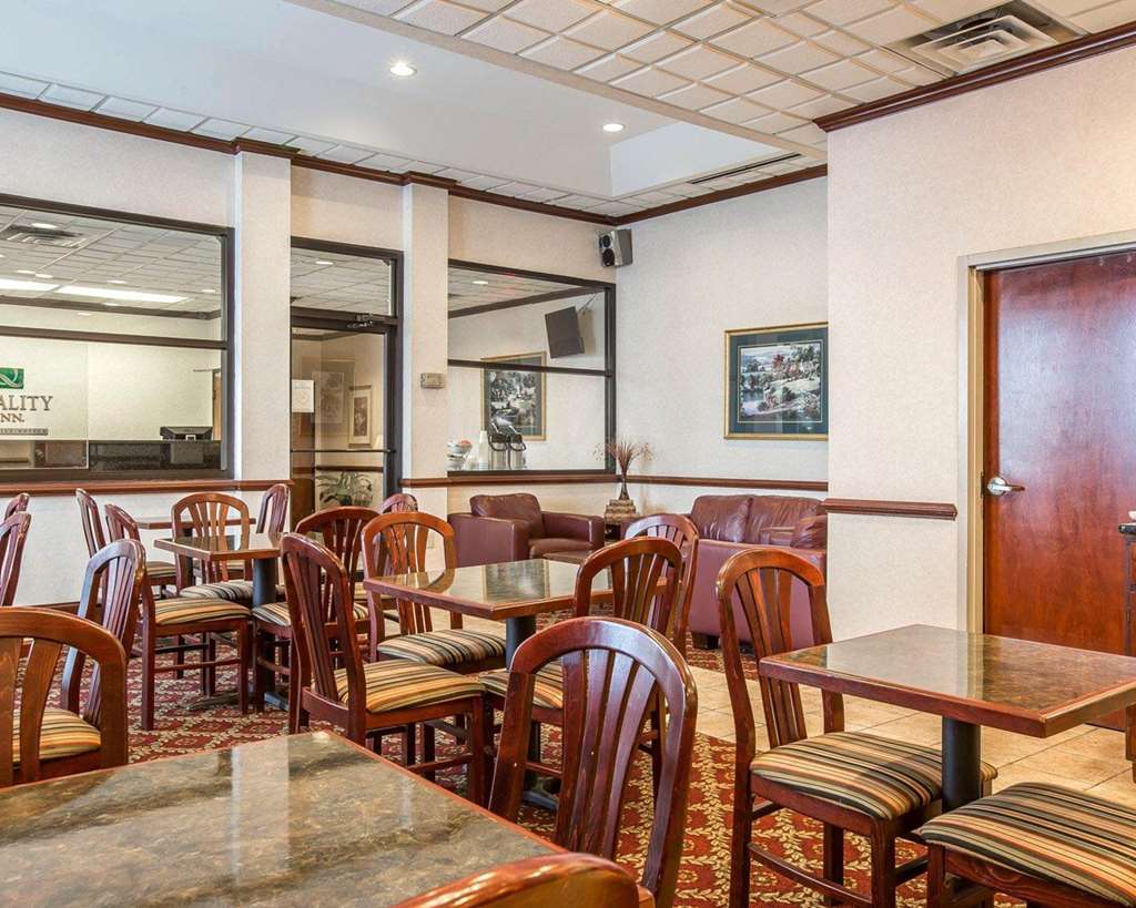 Quality Inn Suwanee I-85 Ресторан фото